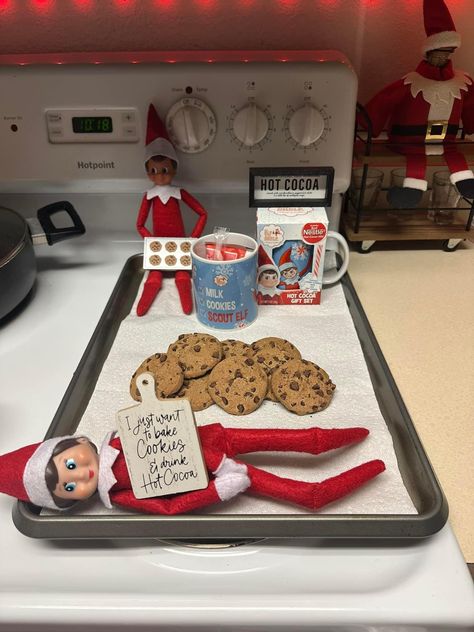 Hot Cocoa Elf On The Shelf, Elf On The Shelf Cookies, Elf 2024, Nestle Milk, Alyssa Nicole, Elf Ideas Easy, National Cookie Day, Elf Cookies, Hot Cocoa Gift