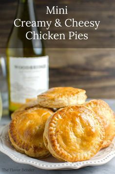 Mini Creamy and Cheesy Chicken Pies - The Flavor Bender Chicken Hand Pies, Chicken Pies, Mini Pie Maker, Mini Pie Recipes, Chicken Pie Recipe, Mini Chicken Pot Pies, Hand Pie Recipes, Pies Maker, Meat Appetizers