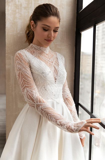 Eva Lendel, Dress Topper, Teens Dresses, Dream Wedding Ideas Dresses, Wedding Summer, Lace Wedding Dress, Elegant Wedding Dress, Bridal Wedding Dresses, Wedding Dress Inspiration