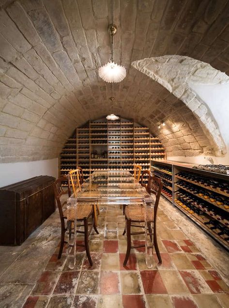 Underground Cellar, Wine Storage Wall, Tuscan Interior, Wine Cellar Basement, Italy Home, Wine Tasting Room, Arch House, Garden Stairs, Wine Cellar Design