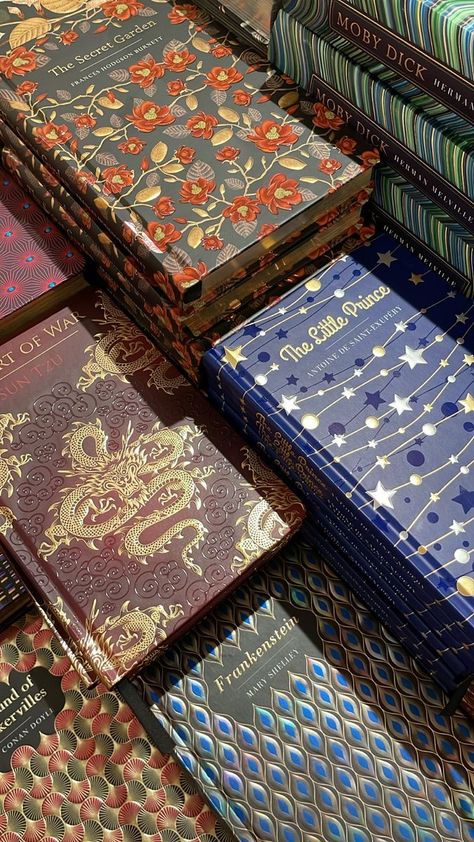 Luxury Book Cover, Pretty Book Covers, Book Rebinding, Victorian Library, Pretty Books, Book Wishlist, Aesthetic Core, Book Diy, Beautiful Book Covers