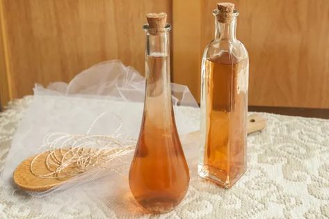 Homemade Malt Vinegar How To Make Distilled Vinegar, Homemade Rice Vinegar, How To Make Rice Vinegar At Home, How To Make Rice Vinegar, Spicy Vinegar, Homemade Vinegar, Diy Vinegar, How To Make Vinegar, Benefits Of Rice