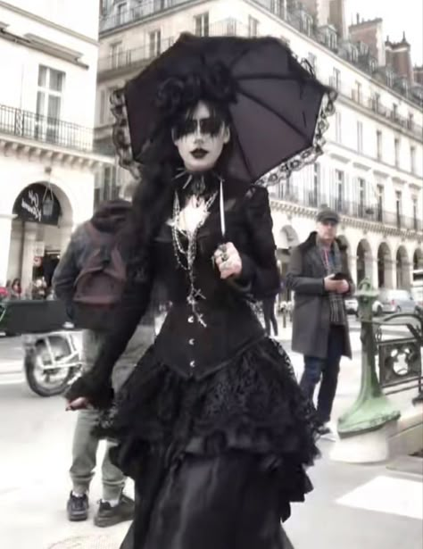 Goth X Metalhead, Old Gothic Fashion, Black Trad Goth, Traditional Goth Outfits, Trad Goth Clothes, 90s Trad Goth, Gothcore Outfits, Victorian Goth Outfits, Mopey Goth