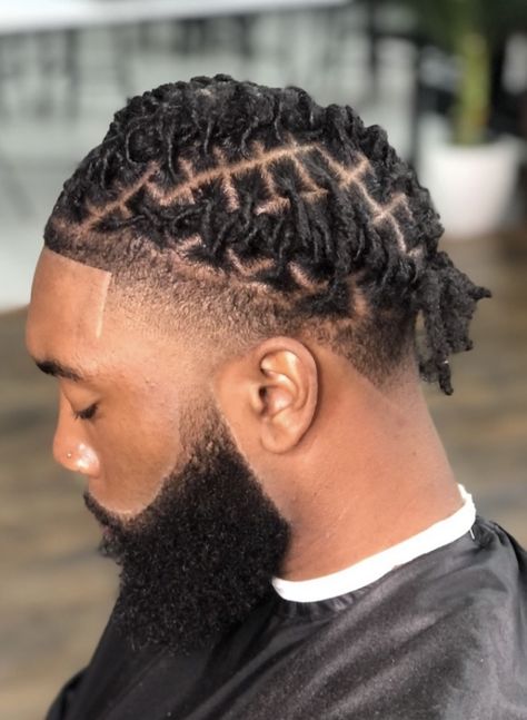 Loc Hairstyles Men Short, Locs Haircut Men, Hairstyles For Short Dreads Men, Taper Locs Men, Cornrow Locs Men, Dreaded Hairstyles For Men, High Top Locks Men, Taper Fade With Locs, Latest Dreadlocks Styles For Men