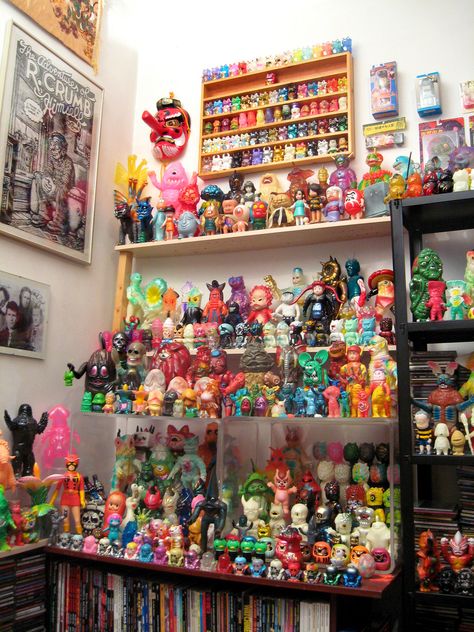 . Blind Box Toys Display, Toy Collector Room, Amiibo Display, Toy Collection Room, Toy Collection Display, Otaku Room, Healthy Dinner Recipes With Chicken, Shrimp Pasta Recipe, Dinner Recipes With Chicken