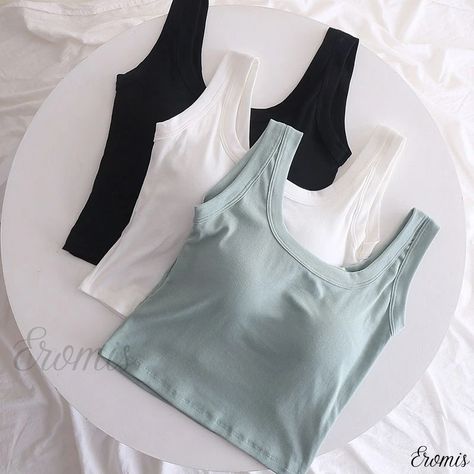 Eromis - Sleeveless Camisole with Padded Bra and Navel-Baring Design - Versatile Innerwear and Outerwear with Built-in Camisole New Style Tops, Stylish Crop Top, Casual College Outfits, Fashion Top Outfits, Korean Casual Outfits, Womens Camisoles, Flattering Tops, Trendy Fashion Tops, Casual Day Outfits