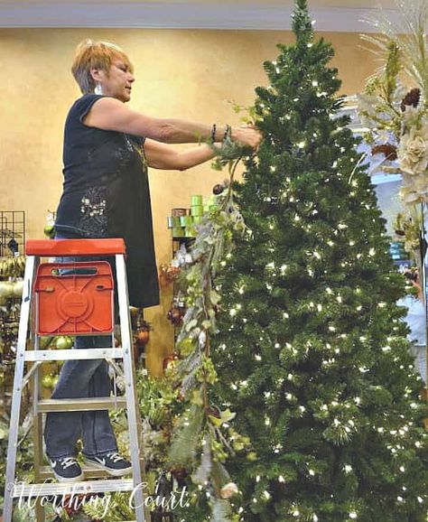 Step-by-step guide for decorating a Christmas tree like a pro. #christmastreedecor #christmastreeornaments #christmastreedecorations #christmastreeideas #christmastreerustic #christmastreeribbon #christmastreetraditional #christmastreelights #howtodecoratechristmastreestepbystep #howtodecoratechristmastreelikeapro #christmasdecorideas #designerchristmastree #desighnerchristmasdecor #howtodecorate #professionalchristmastreedecorating Village Center, Decorating A Christmas Tree, Decorate A Christmas Tree, Christmas Tree Decorating, Tree Decorating, Nate Berkus, White Christmas Decor, Christmas Tree Design, Noel Christmas