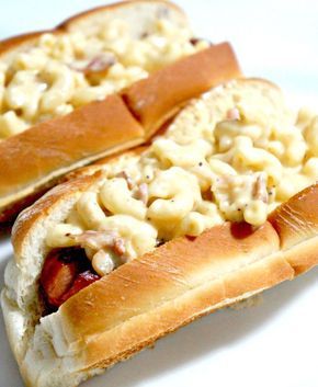 Hot Dog Mac And Cheese, Mac And Cheese Easy, Hot Dog Recipe, Homemade Macaroni And Cheese, Budget Hacks, Gourmet Hot Dogs, Hot Dogs Recipes, Bacon Mac And Cheese, Bbq Menu