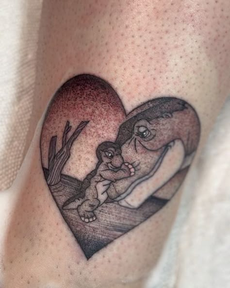 Samm Taylor☠️ サム・テイラー on Instagram: "This scene makes my heart smile.🥹 Anyone else a fan of The Land Before Time?🤍 #LandBeforeTime #BlackWork #NorthMountainTattoo #SammTatts" Land Before Time Dinosaurs Tattoo, The Land Before Time Cake, Tree Star Tattoo Land Before Time, Little Foot Tattoos Land Before Time, Baby Dinosaur Tattoo, Jurassic Park Tattoos, Land Before Time Tattoo, Little Foot Tattoos, Velociraptor Tattoo