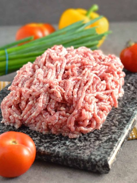 Buying, Grinding & Storing Ground Pork Meat: great way to grind & store pork ground meat to have on hand all-time for future cooking. | olgainthekitchen.com How To Cook Buckwheat, Chicken Processing, Ground Beef Breakfast, Braised Chicken Breast, Minced Chicken, Pork Seasoning, Ground Pork Recipes, Pork Meatballs, Roasted Chicken Breast