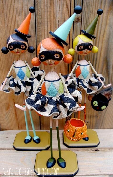 Melissa Belanger Art, Melissa Belanger, Halloween Ornaments Diy, Wire Dolls, Clothes Pin Dolls, Clay Halloween, Paper Mache Projects, Handcrafted Dolls, Mache Art