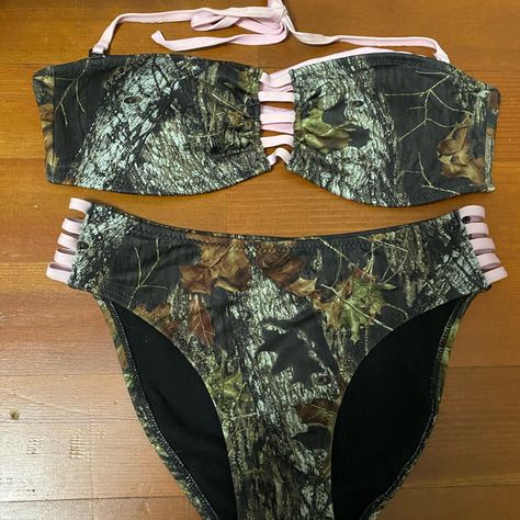 Brand New Never Worn Camo Wildlife Dreams Bikini Camo Aesthetic, Camo Lingerie, Camo Stuff, Casual Country Outfits, Swimming Costumes, Camo Outfits, Swimsuits Outfits, Crystal Dragon, Swimming Costume