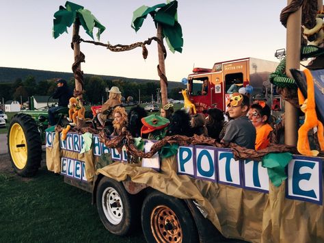 Centre Hall Elementary Homecoming Float! Theme: Into the Jungle Homecoming Jungle Theme, Safari Theme Parade Float, Jungle Theme Homecoming Float, Jungle Theme Float, Lion King Float Parade, Safari Float Parade, Jungle Theme Parade Float, Safari Parade Float Ideas, Jumanji Homecoming Float