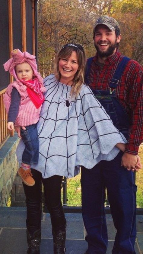 Charlottes web family costume Charlotte Web Costume, Web Costume, Literary Costumes, Jennifer Nettles, Love And Loss, Spider Costume, Book Character Costumes, Charlotte's Web, Book Week Costume