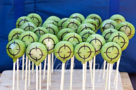 Laser tag target cake pops.  Could do for the goodie bags. Laser Tag Cake, Target Cake, Paintball Cake, Nerf Cake, Paintball Birthday, Paintball Party, Laser Tag Birthday Party, Laser Tag Party, Laser Tag Birthday