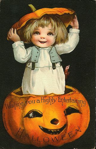 Too cute little! Vintage Halloween Postcard Vintage Halloween Greeting Cards, 70s Halloween, Vintage Halloween Printables, Vintage Halloween Cards, Imprimibles Halloween, Victorian Halloween, Vintage Halloween Images, Image Halloween, Carte Halloween