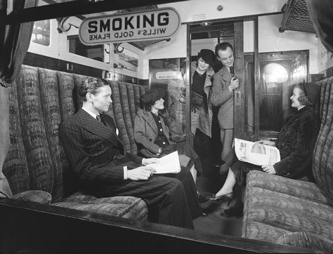 39 Steps, Train Whistle, Rare Historical Photos, Luxury Train, Travel Comfort, Vintage Train, Photo Vintage, The Old Days, Steam Trains