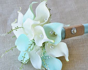 Silk Flower Wedding Bouquet - Mint Aqua Robbin's Egg or Aruba Blue Calla Lilies Natural Touch with Crystals and Greens Silk Bridal Bouquet Teal Bouquet, Turquoise Bouquet, Seashell Bouquet, Silk Flower Wedding, Silk Flower Wedding Bouquet, Small Wedding Bouquets, Calla Lily Bouquet Wedding, Flower Wedding Bouquet, Calla Lily Wedding