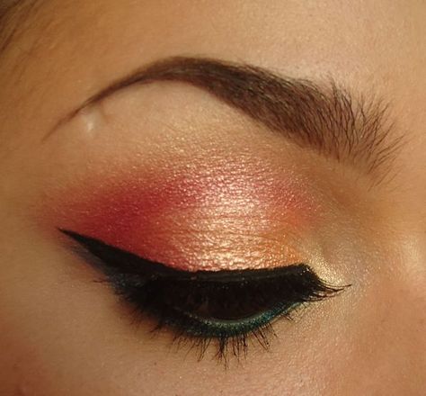 None Sunset Makeup, Peach Eyeshadow, Estilo Pin Up, Eye Makeup Styles, Before Sunset, Kiss Makeup, I Love Makeup, Makeup Forever, Makeup Geek