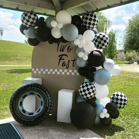 Two Fast Birthday Balloon Garland, Fast One Birthday Balloons, Fast One Cake Smash, Two Fast Balloons, Racecar Balloon Arch, Fast One Birthday Cake Smash, Two Fast Backdrop, Two Fast Balloon Garland, 2nd Birthday Party For Boys