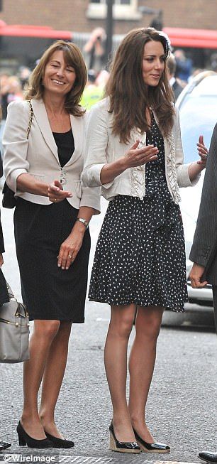 Moda Kate Middleton, Style Kate Middleton, Pippa Middleton Style, Pippa And James, Duchesse Kate, Düşes Kate, Prince William Et Kate, Looks Kate Middleton, Carole Middleton