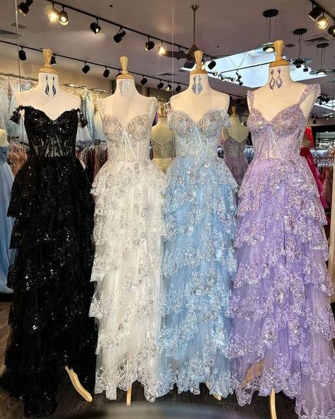 Sparkly Prom Dress, Ruffle Prom Dress, Stunning Prom Dresses, Homecoming Dresses Long, Prom Dress Inspiration, Cute Prom Dresses, Pretty Prom Dresses, Grad Dresses, Party Gowns