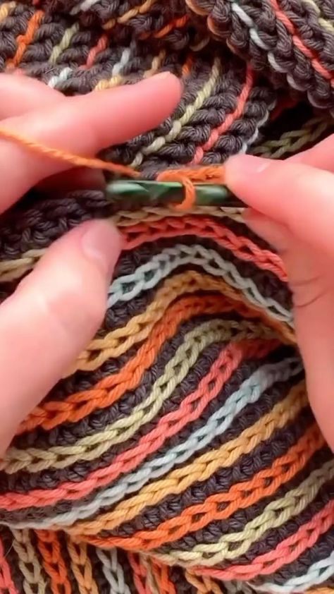 Jake Scott, Long Goodbye, Crochet Jewellery, Crochet Hack, Crochet Needlework, Crochet Stitches For Blankets, Quick Crochet Patterns, Crochet Stitches Video, Crochet Stitches For Beginners