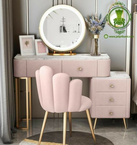 Meja Rias Stainless Model Terbaru tahun 2022 | Dekorasi Rumah Minimalis dan Klasik Terbaru Kids Dressing Table Ideas, Modern Dressing Table Designs Luxury, Make Up Table Ideas Bedrooms, Dressing Table Styling, Cute Dressing Table, Dressing Table Inspiration, Dressing Table With Storage, Luxury Dressing Table, Simple Dressing Table