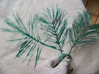 Carol R. Eaton Designs: Stamping Pine Needles and Pine Cones onto Natural Dyed Fabric Eco Dyeing Fabric, Dyeing Fabric, Eco Dyeing, Preschool Christmas Crafts, Tie Dye Fabric, Fabric Stamping, Dandelion Flower, Stamp Printing, Hand Dyed Fabric