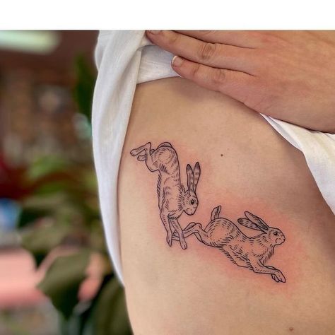 Grace Tattoos, Rabbit Tattoo, Bunny Tattoos, Rabbit Tattoos, Watership Down, Cute Little Tattoos, Tattoo Style Drawings, Knee Tattoo, Baby Tattoos