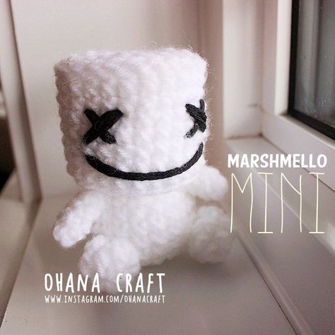 Happy Fridaymellos! Crochet Fortnite, Fortnite Crochet, Crochet Boots Pattern, Dj Marshmello, Robot Craft, Bear Amigurumi, Crochet Boots, Spinning Yarn, Crochet Design Pattern