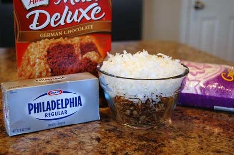 German Chocolate Upside Down Cake Cream Cheeses, Upside Down German Chocolate Cake, German Chocolate Upside Down Cake, German Chocolate Cakes, Chocolate Upside Down Cake, Earthquake Cake Recipes, Earthquake Cake, Chocolate Hazelnut Cake, Eat At Home