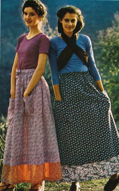 The Vintage Pattern Files: 1970's Sewing - Des robes vite cousues Prairie Fashion, Vogue Vintage, Girls Dress Sewing Patterns, Prairie Skirt, Seventies Fashion, Prairie Style, Vintage Couture, 1970s Fashion, Diy Vintage