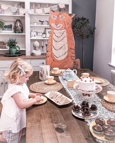 Playgroup Activities, Tiger Who Came To Tea, Tiger Birthday Party, Reggio Classroom, Tiger Birthday, Tea Party Setting, Art Attack, Tea Party Birthday, Toddler Birthday