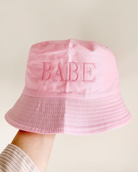 Bachelorette Inspo, Bachelorette Hats, Bride Sweatshirt, White Bathing Suit, Bride Hat, Bride Bachelorette, Bride Photo, Summer Hat, Wedding Hats