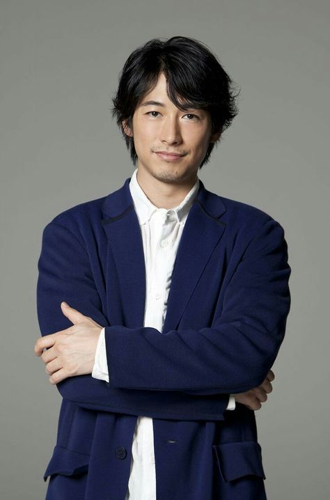 Dean Fujioka Cv Picture, Business Man Photography, Professional Profile Pictures, Dean Fujioka, Japanese Man, Profile Photography, Portrait Man, Headshot Poses, Brand Photography Inspiration