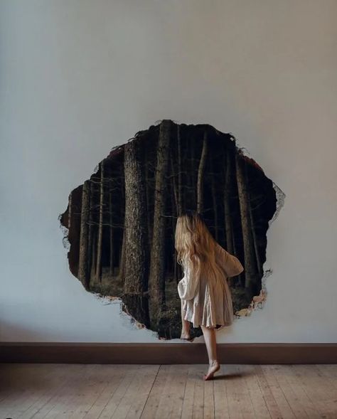 8 Captivating Ideas for Fairytale Photography (Create Magic) Mad House Aesthetic, Curiousity Aesthetic, Mad Woman Aesthetic, Curious Aesthetic, Astrology Placements, Weird Vibes, Alice In Wonderland Quotes, Summer Film, Chaotic Academia