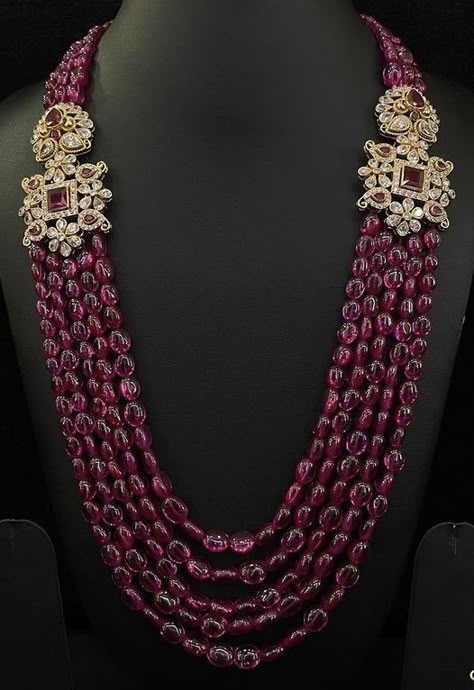 Ruby Mala Jewellery Designs, Ruby Indian Jewellery, Ruby Beads Jewellery Indian, Neck Pics, Pearl Haram, Pearl Bridal Jewelry Sets, Beaded Wedding Jewelry, Mala Jewelry, Antique Necklaces Design