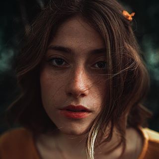 Isabella Salvador, Isabela Salvador, Magazine Spread, Photography Portraits, Instagram Photography, Best Face Products, Pop Fashion, Ulzzang Girl, Fashion Magazine