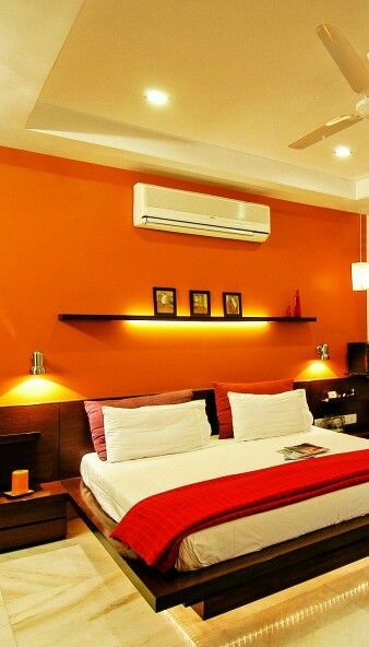 Orange Indian Style Bedrooms, Homestay Ideas, Bed Arrangement, Luxury Room Design, Indian Bedroom Design, Interior Paint Colors For Living Room, Beautiful Bedroom Colors, Room Color Combination, Indian Living Room