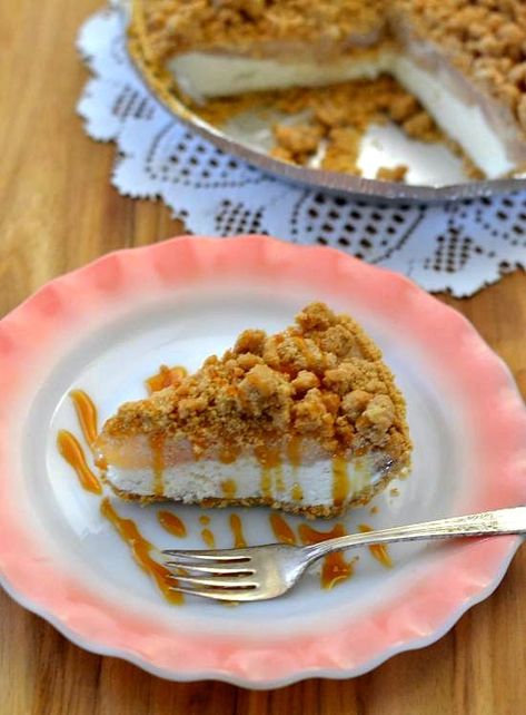 Get the recipe for an Easy Inside Out Apple Pie A La Mode made with 3 easy to find ingredients and a homemade crumb topping. Frozen Apple, The Best Apple Pie, Apple Pie Recipe Homemade, Pie A La Mode, Favorite Pie Recipes, Best Apple Pie, Homemade Apple Pie, Target Deals, Frozen Pie