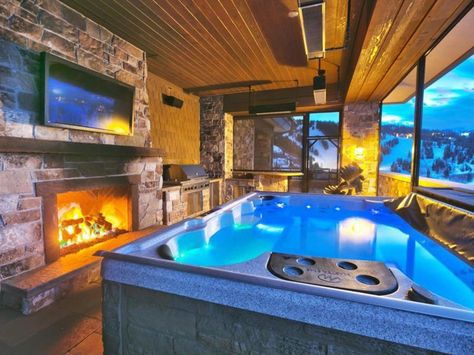 Indoor Swim Spa, Jacuzzi Room, City Penthouse, Indoor Hot Tub, Hot Tub Room, Diy Hot Tub, Tub Enclosures, Hot Tub Deck, City Condo