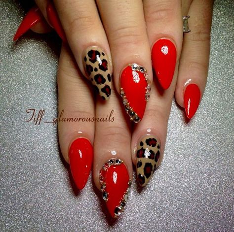 Rockabilly Nails, Red And Leopard, Red Stiletto Nails, Stiletto Nail Art, Leopard Print Nails, Leopard Prints, Stiletto Nails Designs, Her Nails, Print Nails