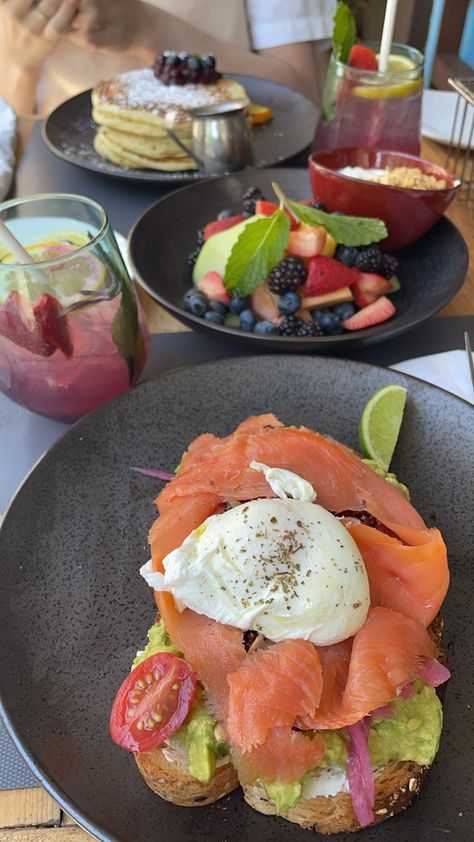 food brunch happy salmon avocado toast blueberry pancakes penelopes Food Instagram Story, Brunch Aesthetic, Healthy Foodie, Food Is Fuel, Food Snapchat, Food Diary, Food Obsession, Pretty Food, Food Cravings