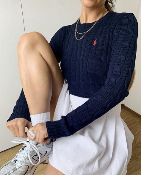 Polo Women Sweater, Polo Ralph Lauren Women Sweater, Polo Ralph Lauren Knit Sweater Outfit, Raphl Laurent Polo Outfit, Polo Ralph Sweater, Ralph Lauren Blue Sweater Outfit, Navy Polo Sweater Outfit, Polo Woman Outfit, Ralph Lauren Polo Outfits Women