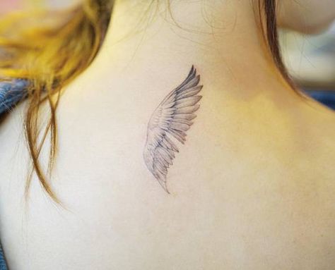 Single Wing Tattoo, Tattoo Ideas Wings, Scarab Tattoo, Puzzle Piece Tattoo, Upper Back Tattoos, Small Butterfly Tattoo, Tattoo Zeichnungen, Small Tattoo Ideas, Wing Tattoo