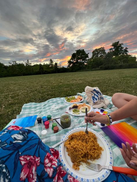 Summertime picnic ideas. Dollar tree paint and canvas. Fruits and chips platter and a good view. Chips Platter, Paint And Canvas, Good View, Picnic Ideas, Picnic Date, Tree Painting, Dollar Tree, Nice View, Chips