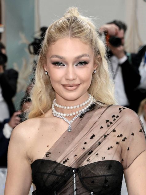 Met Gala 2023 Hairstyles, Red Carpet Hairstyles 2023, Met Gala Hair 2023, Red Carpet Hair 2023, Red Carpet Makeup Looks 2023, Gigi Hadid Met Gala Hair, Met Gala Hairstyles, Met Gala Hair, Real Hairstyles