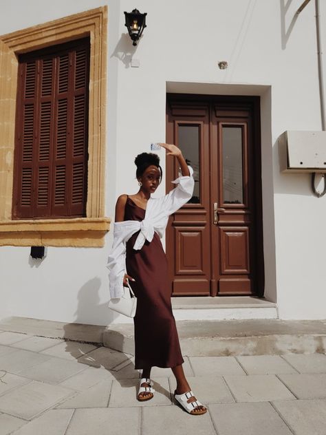 Silk Brown Dress Outfit, Brown Outfit Aesthetic Summer, Mediterranean Aesthetic Outfits, Brown Slip Dress Outfit, Brown Silk Dress Outfit, Mediterranean Style Outfit, Sleep Dress Outfit, Mediterranean Outfit, Dubai Fits