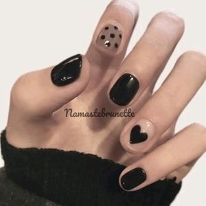 Nails Black Heart, Short Nails Black, Pattern Nails, Nails Press Ons, Brown Nails Design, Minx Nails, Short Nails Art, Nails Square, Black Hearts